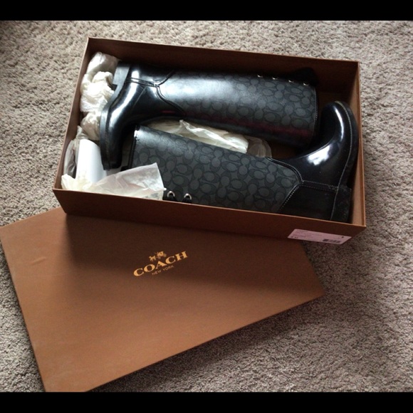 Coach Black Tristee Outline Rain Boots SG C/rub sz 8m black / smoke black - Picture 1 of 10